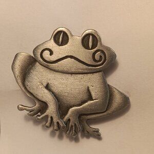 JJ Jonette Jewelry Vintage Signed Pewter Frog Brooch Pin Jewelry